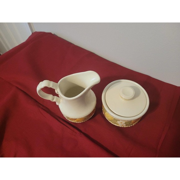 vintage Vernon ware Della Robbia creamer and sugar Metlox - Picture 2 of 7